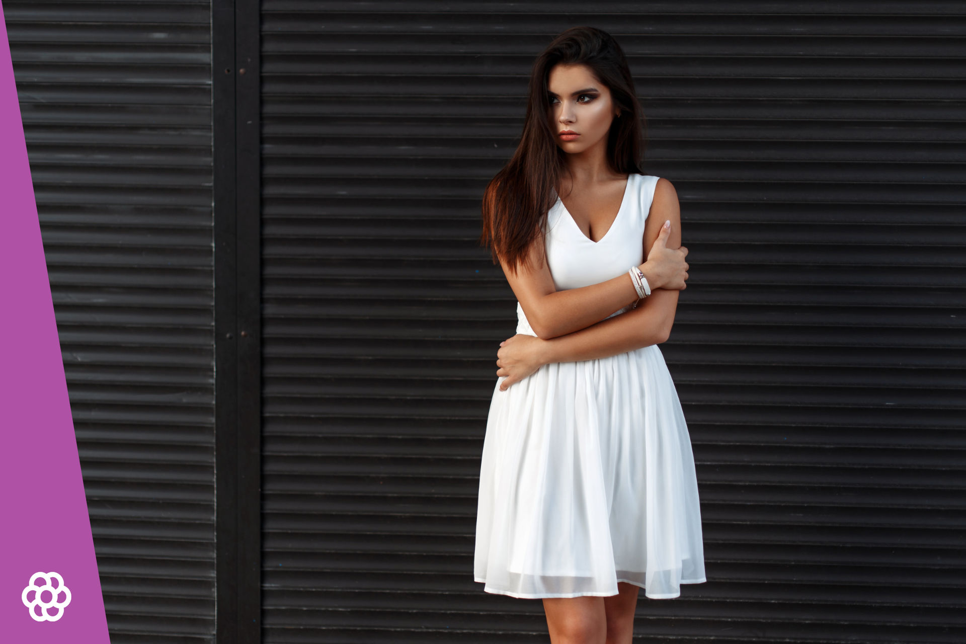 Co założyć do białej spódnicy?