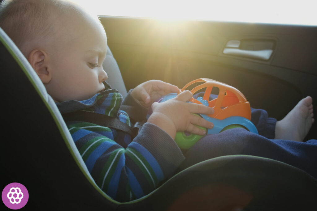 podróż samochodem z noworodkiem